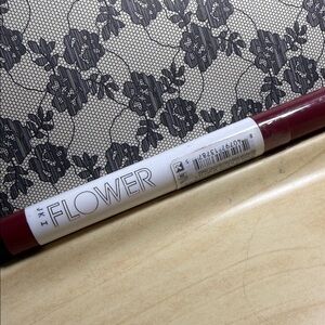 Scribble Stick for Eyes & Lips - Razzle Berry